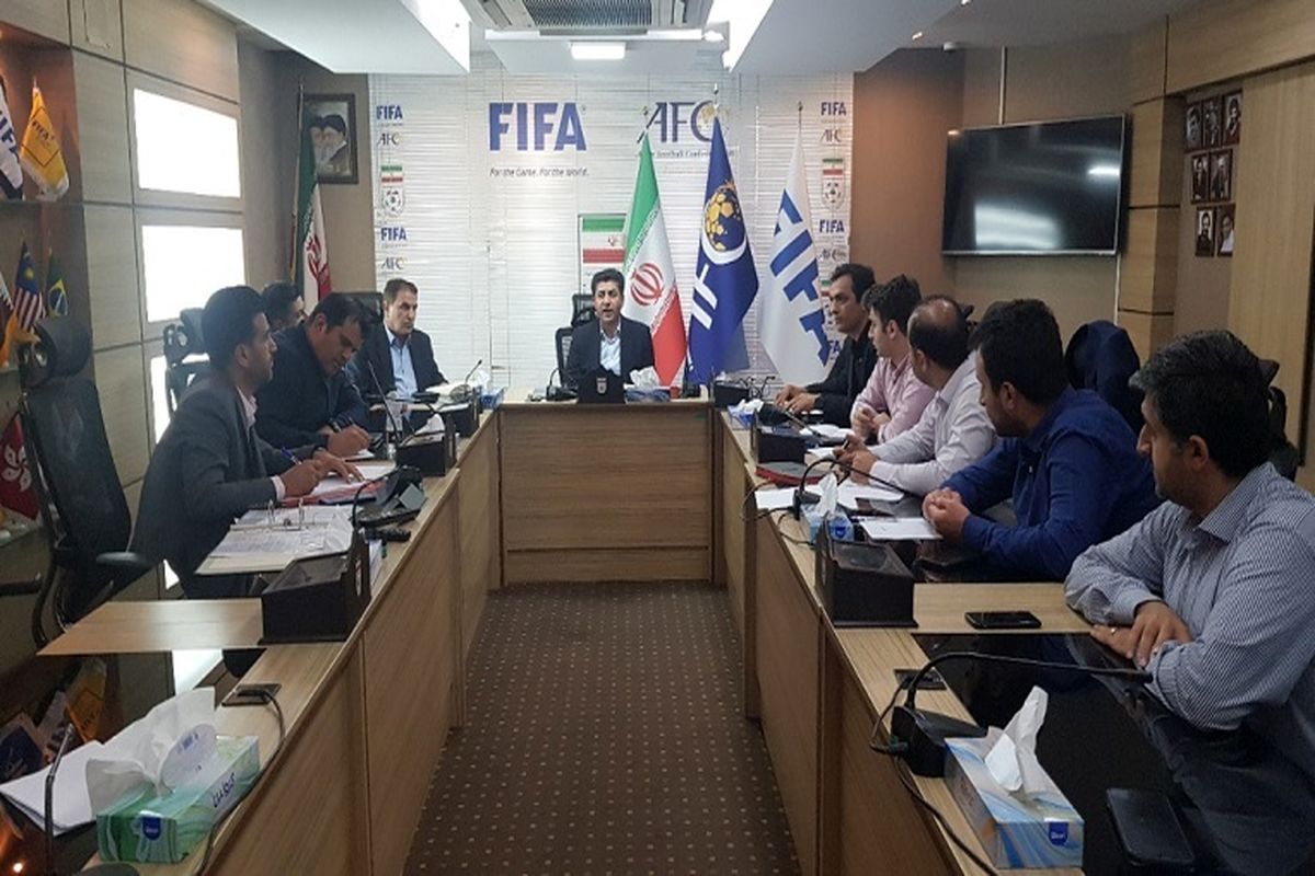 برگزاری نشست دبیرکل فدراسیون با نمایندگان ایران در لیگ قهرمانان در مورد VAR