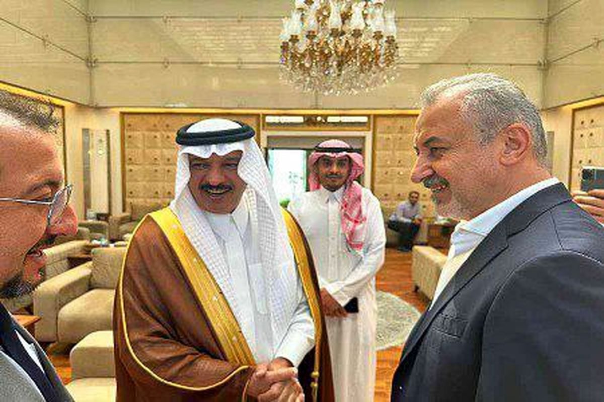 دیدار درویش با سفیر عربستان در ایران