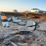 وقوع سیلاب در چابهار راه 24 روستا را بست