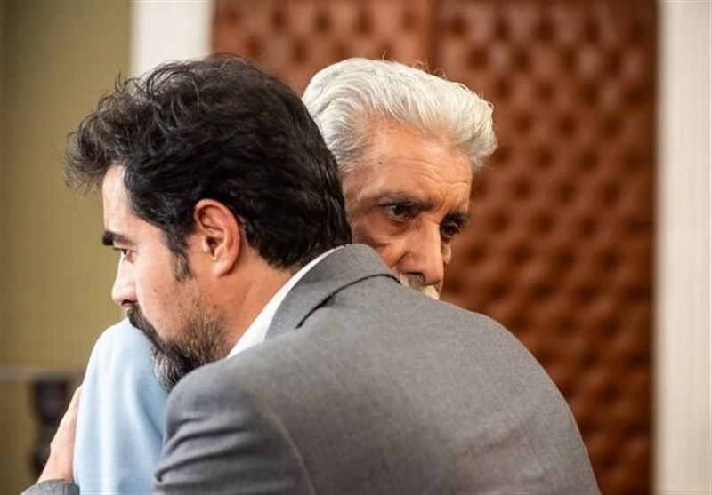 گوینده قدیمی، بازیگر مقابل شهاب حسینی شد