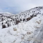 خطر ریزش سنگ و بهمن در محورهای کوهستانی البرز/ احتیاط کنید