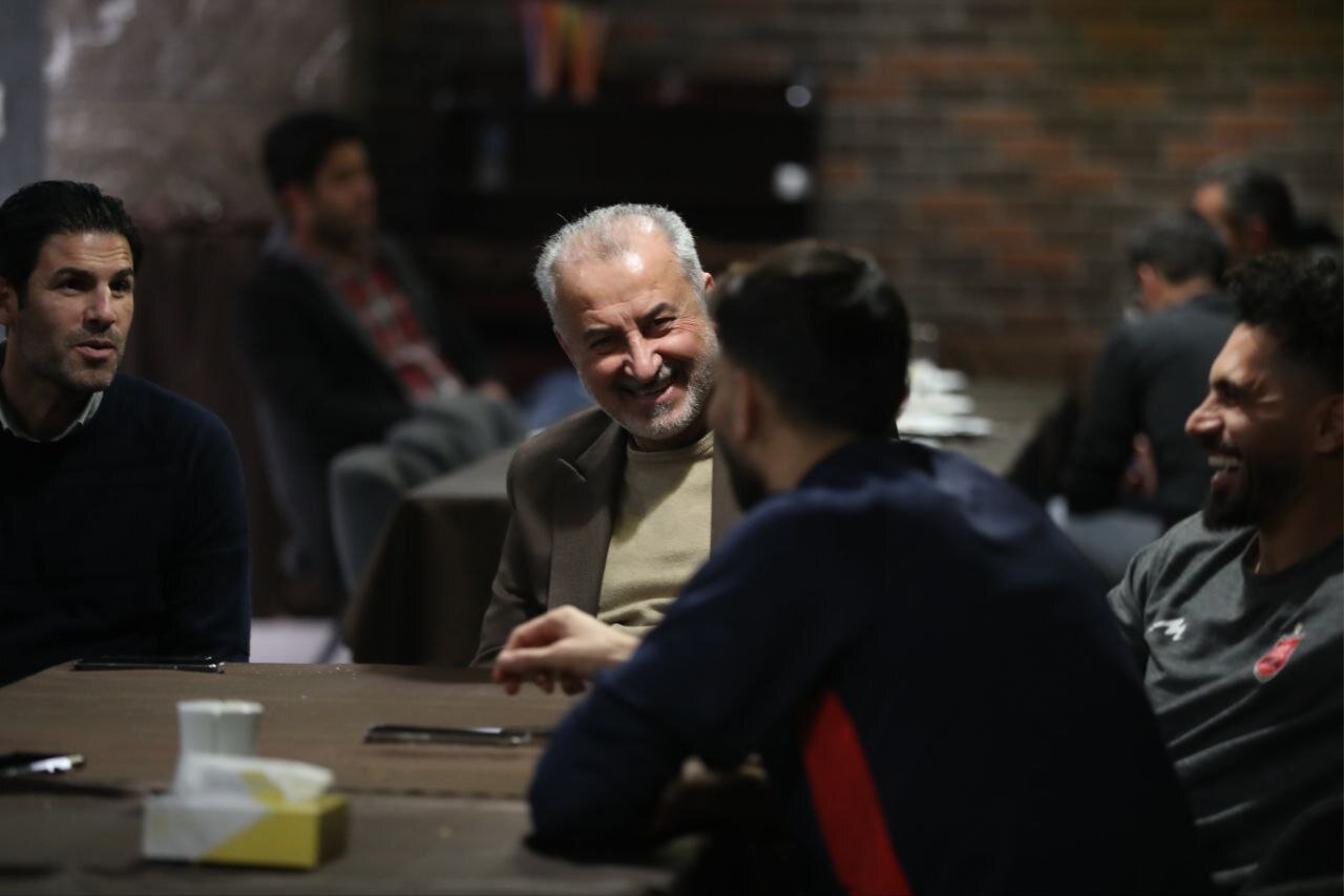 حضور شبانه مدیرعامل پرسپولیس در اردوی قبل از بازی جام حذفی - خبرگزاری مهر | اخبار ایران و جهان