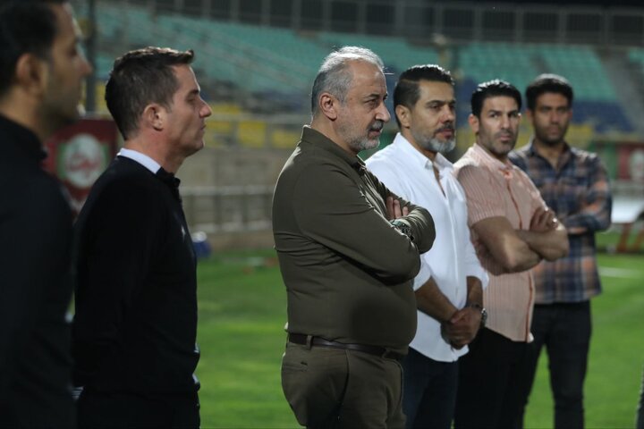 مدیرعامل پرسپولیس درد دل شنید/ عالیشاه و بیرانوند اعتراض کردند