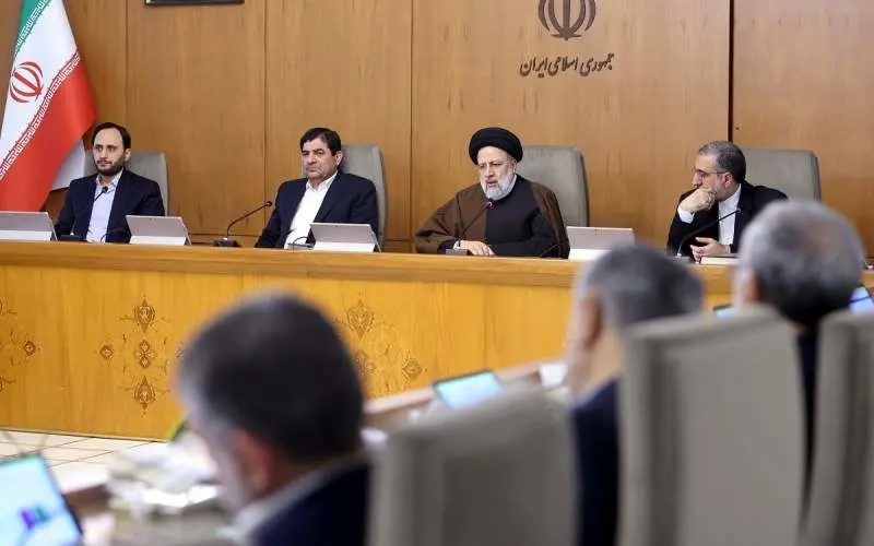 درست می گویید؛ مردم در اقتصاد مشارکت ندارند اما تقصیر شماست نه رقبای دولت