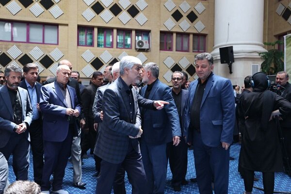 برگزاری مراسم یادبود شهید رییس جمهور و همراهانش با حضور وزیر