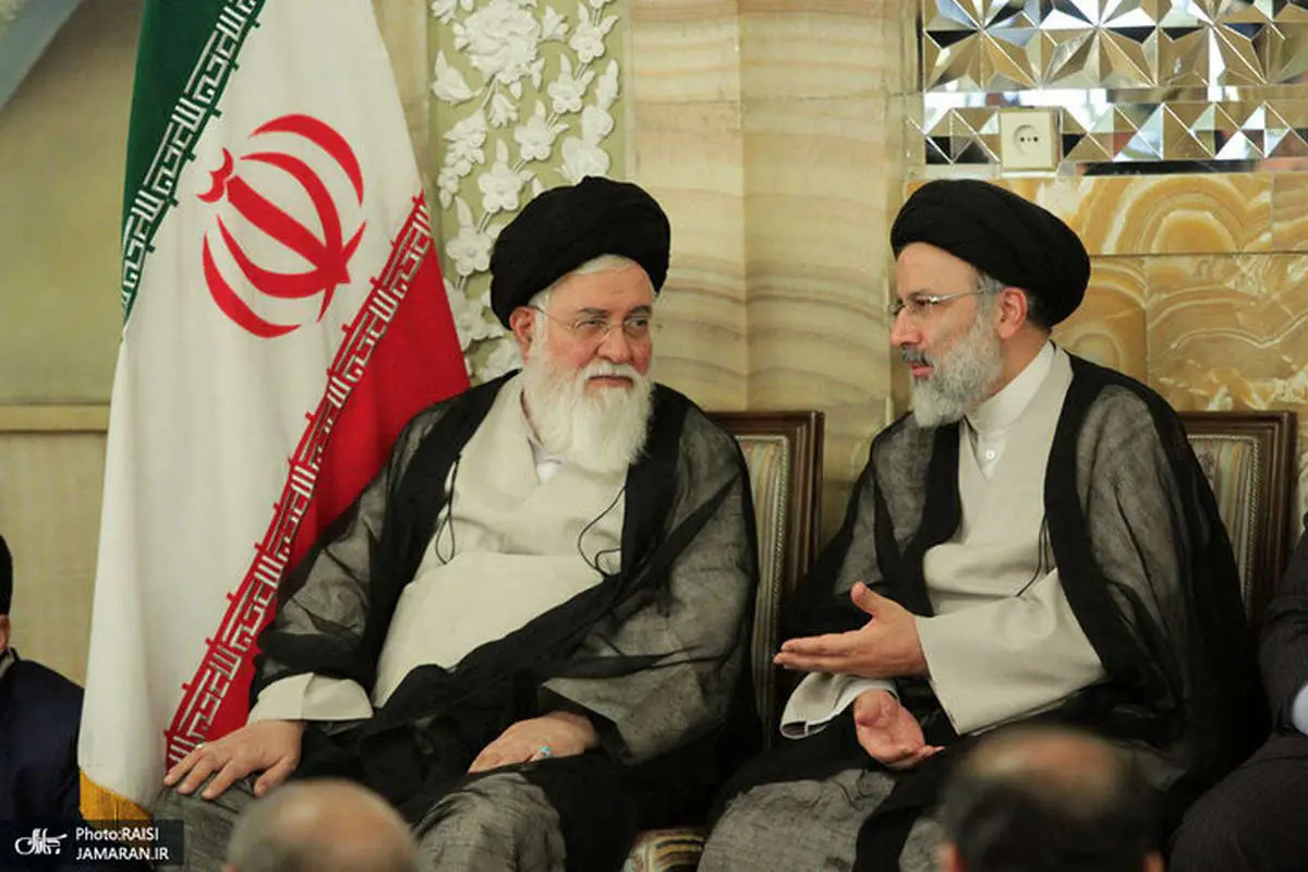 سوگواری علم الهدی پای تابوت رئیسی +عکس