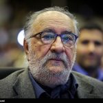 می‌توانست پشت میز بنشیند اما رئیسی مرد عمل بود