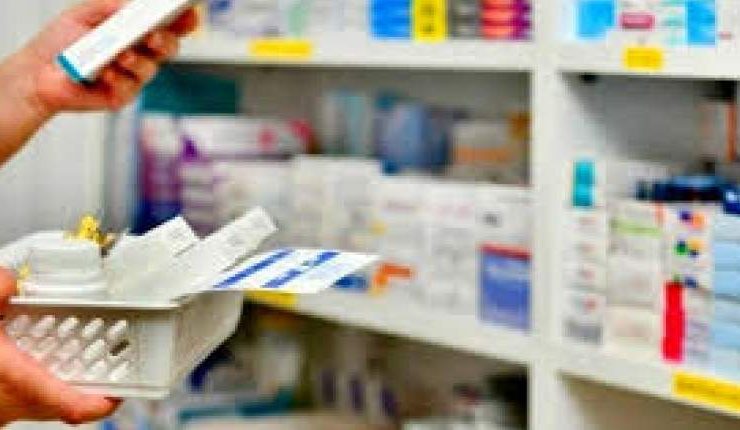 پرداخت مطالبات شرکت‌های داروسازی، تجهیزات پزشکی و داروخانه‌ها