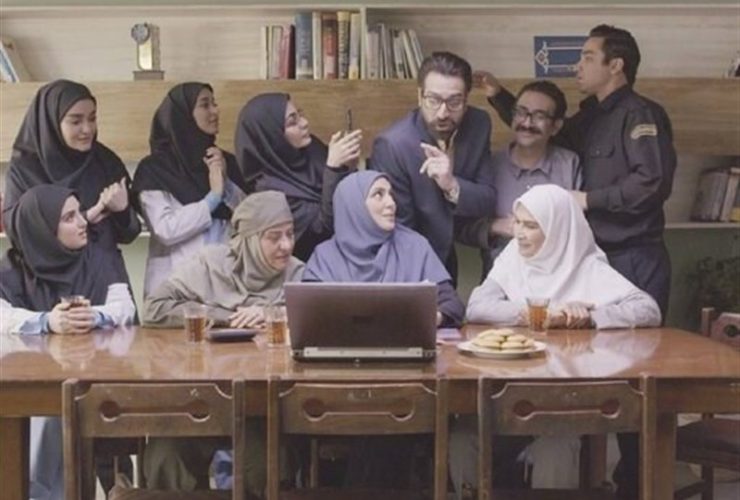 تلویزیون سریالی درباره فرزندآوری را جلوی دوربین دارد