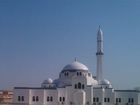 مسجد جمعه و اولین نماز جمعه‌ اسلام به امامت پیامبر (ص)