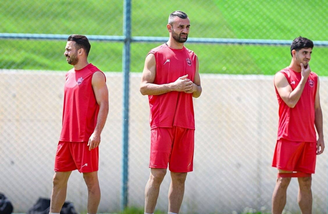 اهرم فشار غیرمعمول مهاجم پرسپولیس با استفاده از بند جنجالی - خبرگزاری مهر | اخبار ایران و جهان