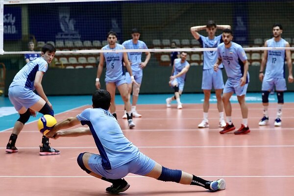 مومنی‌مقدم: انگیزه ما قوی‌تر از بهانه‌هاست/ اعتراض به FIVB جواب نداد