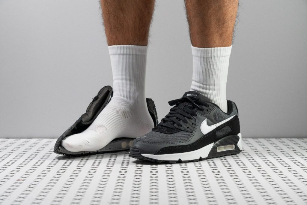 از جردن تا کراکس، کفش‌هایی که دنیا را تکان دادند