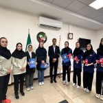 تجلیل ساعی از سه بانوی قهرمان اهل‌سنت تکواندو در هفته وحدت - خبرگزاری مهر | اخبار ایران و جهان