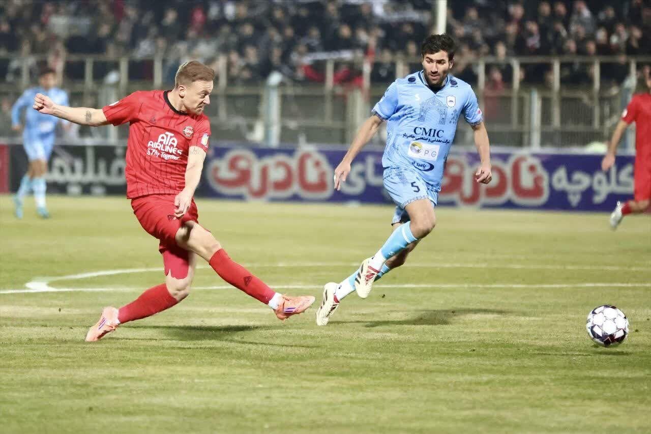 بارش کارت زرد در تبریز؛ ۹ اخطار در دیدار تراکتور و چادرملو - خبرگزاری مهر | اخبار ایران و جهان