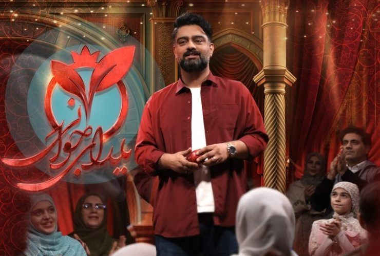 ایمان قیاسی مجری ویژه‌برنامه یلدای شبکه سه