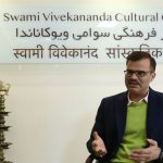 قسمت مهمی از تاریخ و ادبیات هند به زبان فارسی گره خورده است_مهتاب من