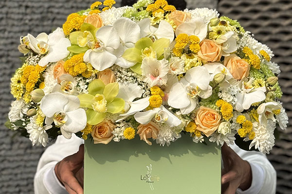 گلفروشی لورافه